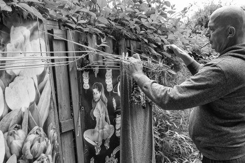 John and the Laundry - Documentary Photographer